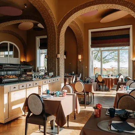 Le Chateau De 4*