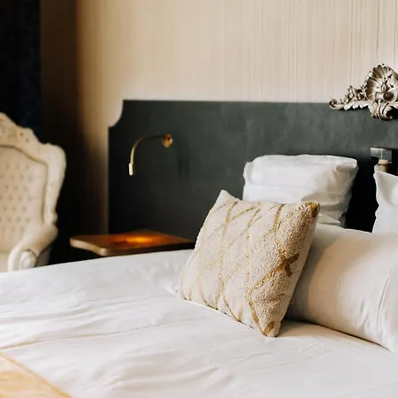 ル シャトー ド ホテル 4*