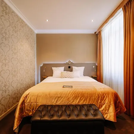 Le Chateau De 4*