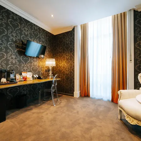 Le Chateau De 4* Namur