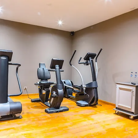 ル シャトー ド ホテル 4*