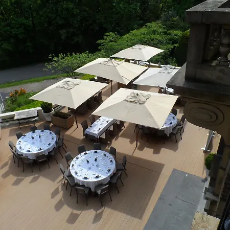 Le Chateau De Hotel