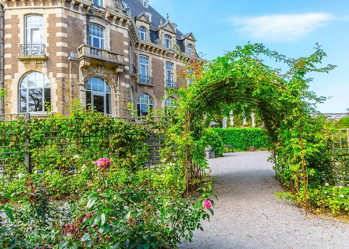 Le Chateau De 4* Namur